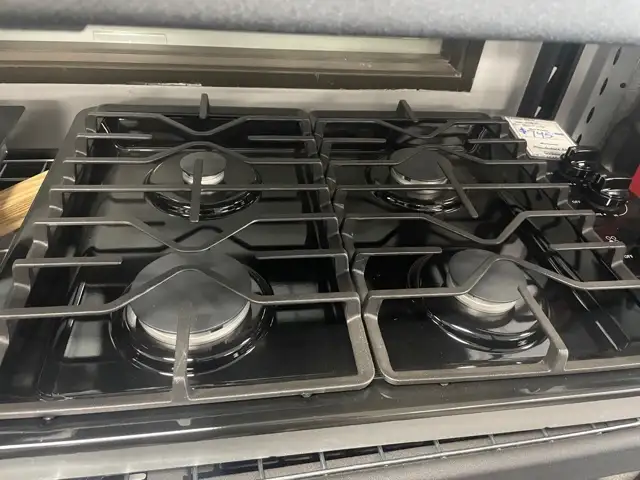 GAS RANGES & COOKTOPS! - Stainless or White - *In Stock* in Stoves, Ovens & Ranges in Dartmouth - Image 6