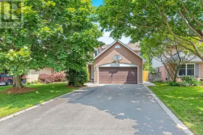 Stunning Family Home in a Highly Sought-After Neighborhood! This beautifully maintained 4 bedroom, 2...