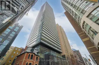 2711 - 15 GRENVILLE STREET Toronto (Bay Street Corridor), Ontari