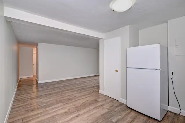 Fergus 2 Bedroom Apartment for Rent: in Long Term Rentals in Guelph - Image 11