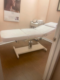 Room for Rent in Laser clinic