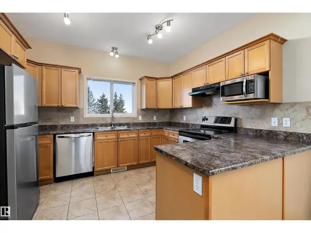 54 BIRCHGLEN CR Leduc, Alberta in Houses for Sale in Edmonton - Image 16