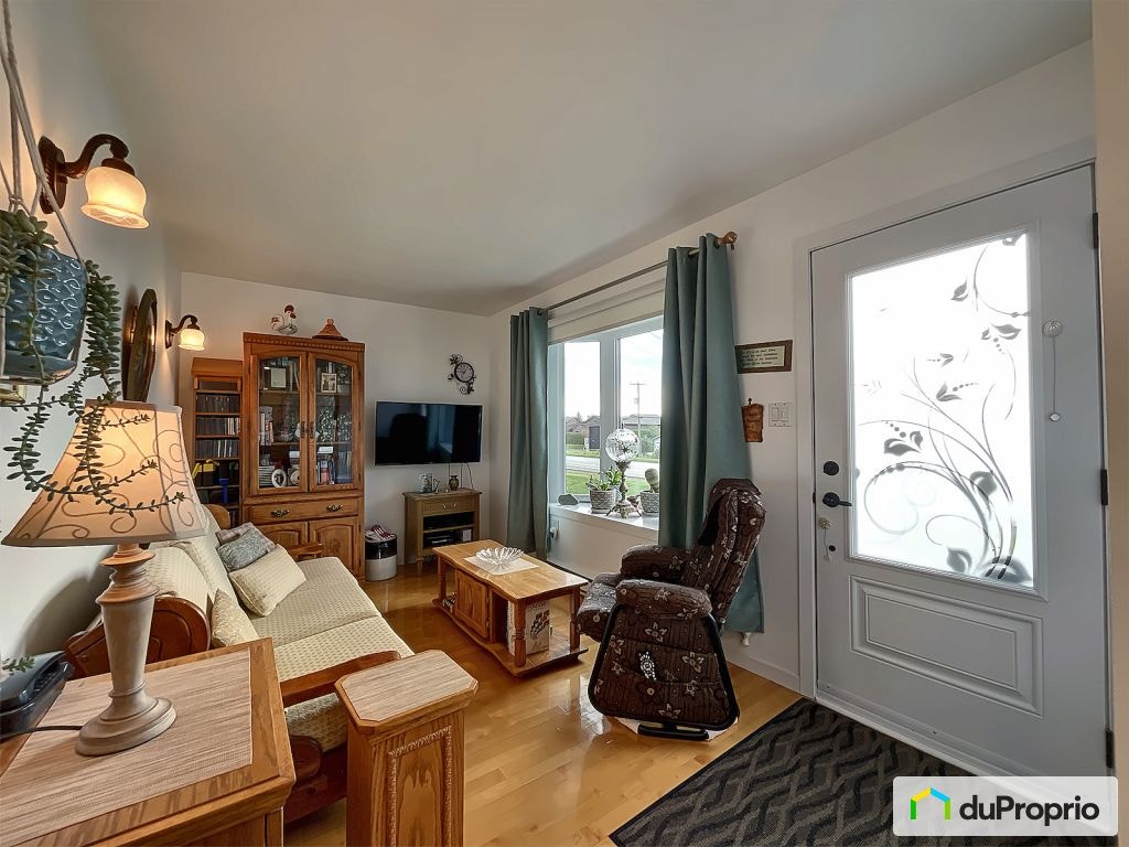 $365,000 - Bungalow for sale in Ste-Geneviève-De-Berthier — photo 3