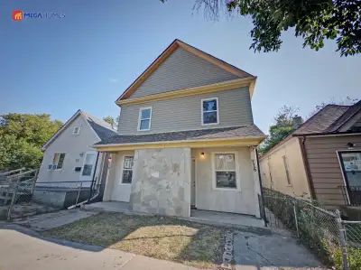 714 & 716 PRITCHARD AVENUE $229,900 Fantastic side by side duplex investment opportunity to start yo...