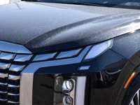 Low Mileage, Heads Up Display, Cooled Seats, Sunroof, Leather Seats, Premium Audio! Filling a huge g... (image 7)