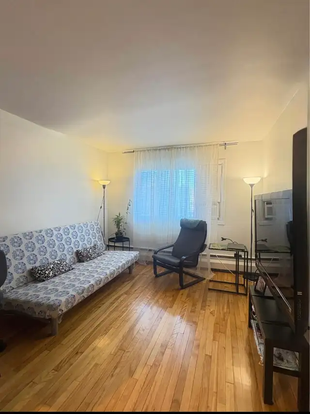 NDG 3½ Heated   Hot Water, near Loyola