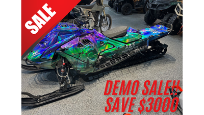 IN STOCK NOW! ONLY 1950 KM / 98 HOURS 4.5 SCREEN NORTHERN LIGHTS WRAP NO FREIGHT, JUST PAY THE GST!...