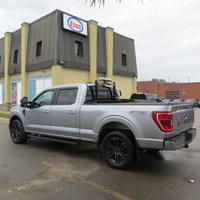 This 2022 Ford F-150 SPORTS 4x4 SuperCrew Cab is a rugged and reliable pickup ready for your next ad... (image 7)