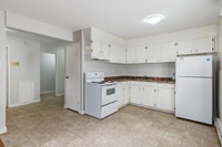 Amenities: Spacious Rooms • Air Conditioning • Great Location Suite & Building: Spacious one-bedroom... (image 4)