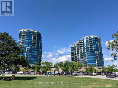 Sunny One bedroom ( 850 Sqf ) in Nautica waterfront Condo, open concept layout with 9' ceiling and I...