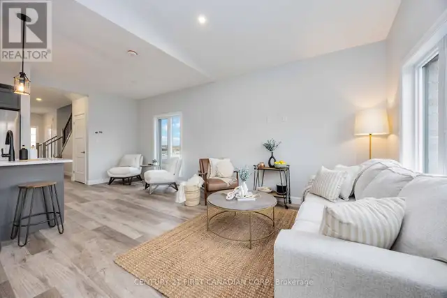 9 POSTMA CRESCENT North Middlesex (Ailsa Craig), Ontario in Houses for Sale in Grand Bend - Image 10
