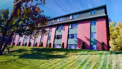 19-34 - July 1ST- 2 BEDROOM - DISHWASHER- CLOSE TO CAMPUS