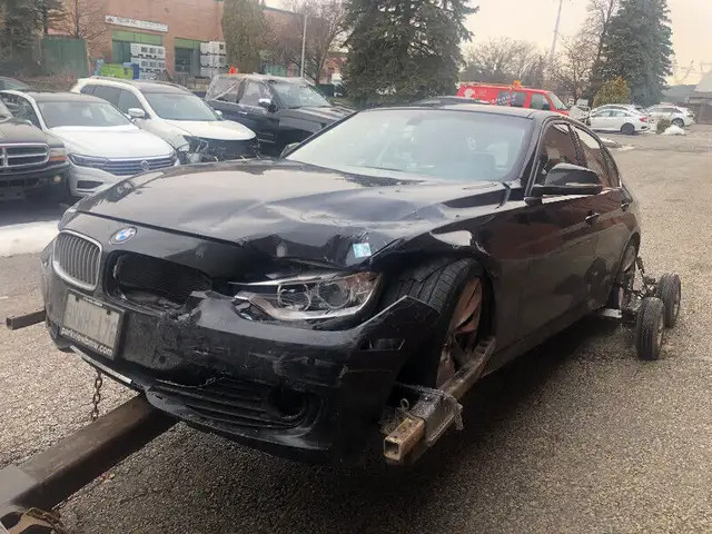 GET TOP $ FOR  ANY USED OR DAMAGED CARS GET QUOTE NOW!! in Other Parts & Accessories in City of Toronto - Image 4