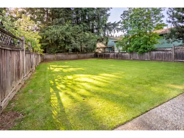 11632 82 AVENUE Delta, British Columbia in Houses for Sale in Richmond - Image 7