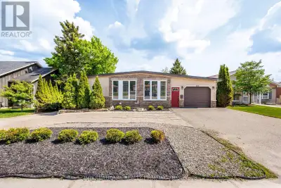 Welcome to this newly renovated duplex in the heart of Orangeville's vibrant Main Street! Set on a h...