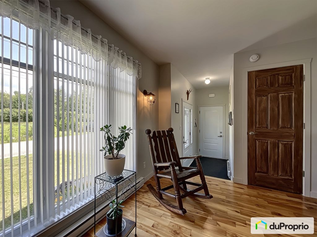 $450,000 - Bungalow for sale in Herouxville — photo 2