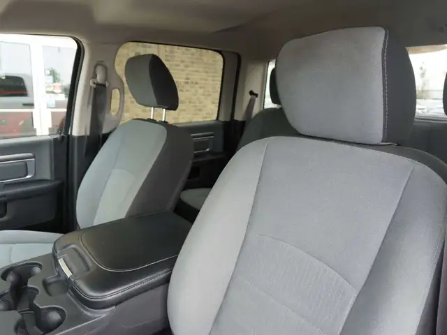 2023 Dodge RAM 1500 SLT Crew Cab - SHORT BED | 4x4 | LOW KMS!!! in Cars & Trucks in Winnipeg - Image 21