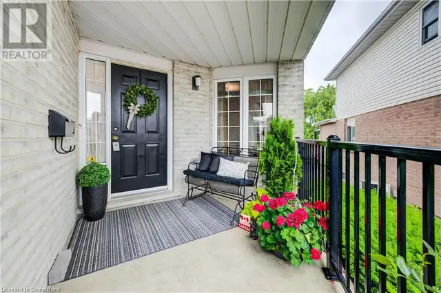 270 RESURRECTION Drive Kitchener, Ontario63006664775811122