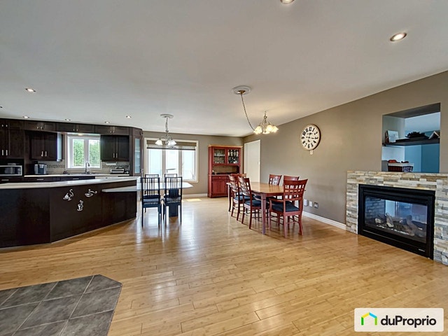 $1,950,000 - Intergenerational for sale in Carignan — photo 3