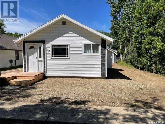 118 2nd STREET E Lafleche, Saskatchewan in Houses for Sale in Moose Jaw - Image 2