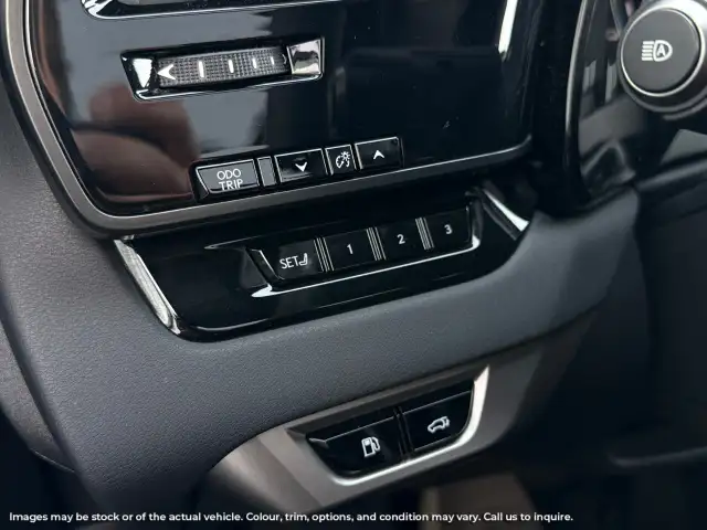 2024 Lexus RX in Cars & Trucks in Delta/Surrey/Langley - Image 23