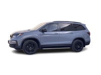 Our 2022 Honda Pilot TrailSport in Sonic Gray Pearl is in stock and ready for your driveway! This ve... (image 3)