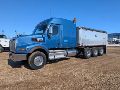 2023 Western Star 49X End Dump Truck Automatic. KMS: 498,166 HRS: 8,238 1 Owner, 1 Driver! Over $23k...