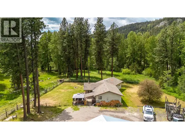 2035 Princeton Summerland Road Princeton, British Columbia in Land for Sale in Penticton - Image 3
