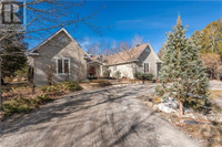 6485 WADDION DRIVE Greely, Ontario