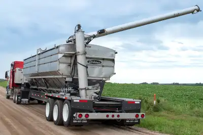2026 BREHMER 32 FOOT OHDT OVERHEAD DISCHARGE TRAILER MOUNT FERTILIZER TENDER STOCK# A120901 32 FOOT...
