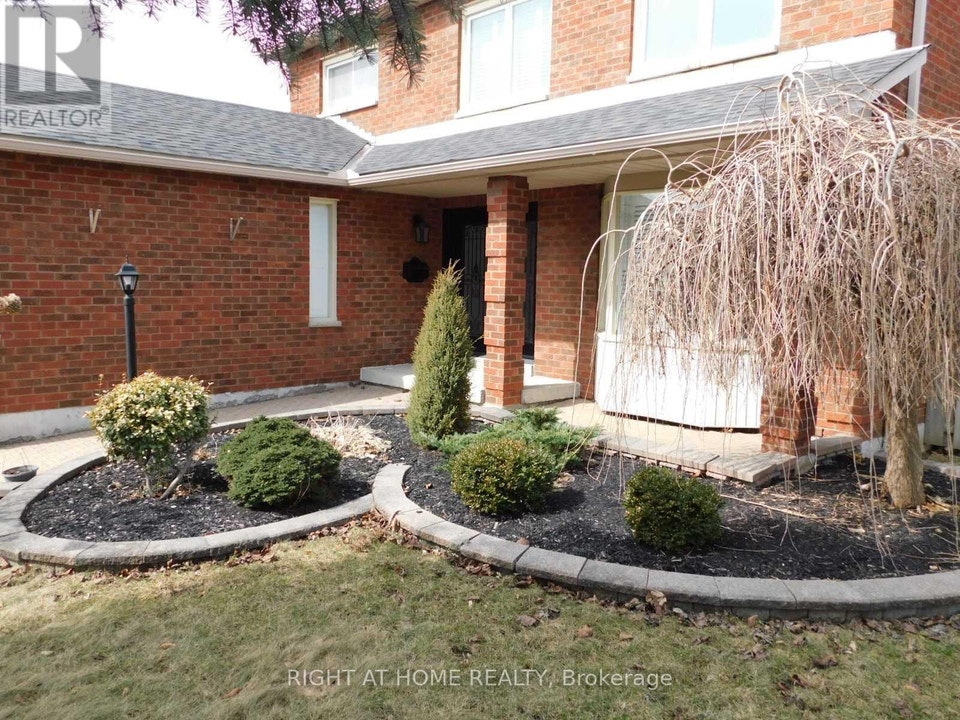 128 WILLIAM STEPHENSON DRIVE Whitby (Blue Grass Meadows), Ontari 2
