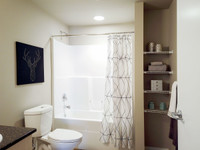 Broadstreet's Southland Green offers 1, 2, and 3 bedroom pet friendly apartments for rent in Medicin... (image 5)
