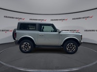 // ACCIDENT FREE!! // Get ready for open-air freedom in this 2021 Ford Bronco Outer Banks 4x4, now a... (image 8)