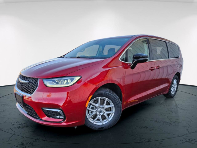 2024 Chrysler Pacifica Touring-L in Cars & Trucks in Calgary
