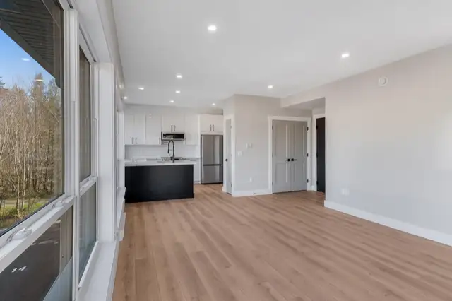 674 Highway 2 Elmsdale in Long Term Rentals in Truro - Image 4