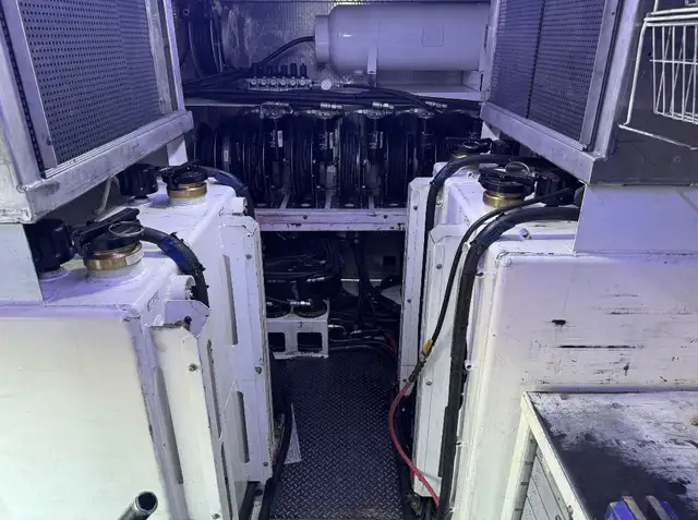 2018 PETERBILT 337 in Heavy Trucks in Calgary - Image 11