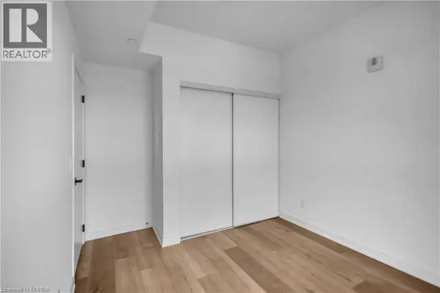 33 ERIE Avenue Unit# 1505 Brantford, Ontario | Long Term Rentals ...
