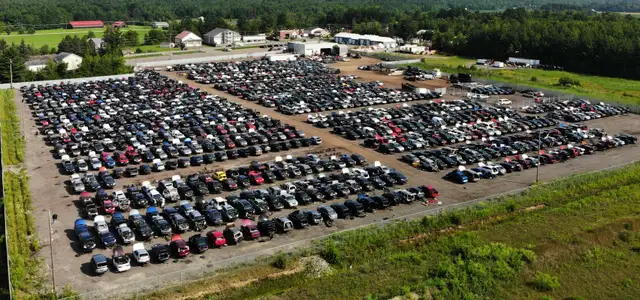 Biggest car parts store in the country at the lowest prices in Other Parts & Accessories in Sherbrooke - Image 3