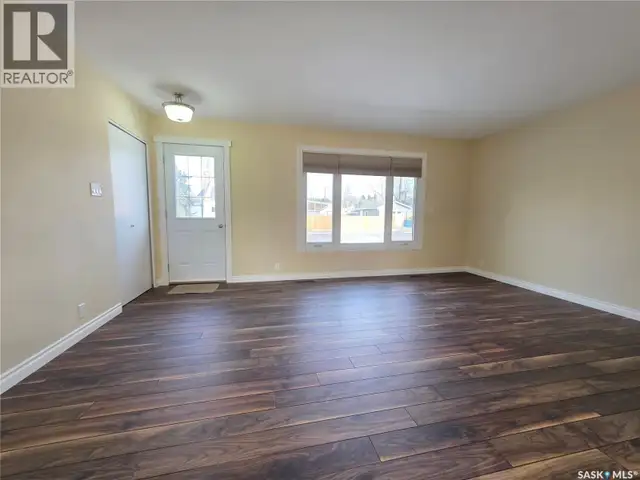 1420 Chaplin STREET E Swift Current, Saskatchewan in Houses for Sale in Swift Current - Image 6