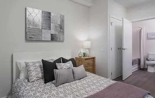 2+den suites at Lynn Creek Apartments - Call Today! in Long Term Rentals in North Shore - Image 6