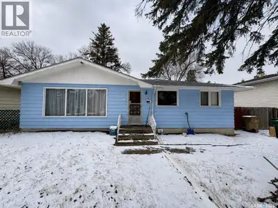 Welcome to 56 Marsh Crescent, ideally located near schools, the University of Regina, transit, Ring...