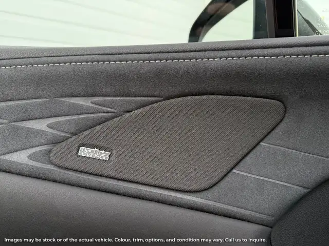 2024 Lexus RX in Cars & Trucks in Delta/Surrey/Langley - Image 27