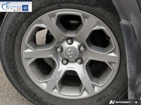 ... Safety Equipment Electronic Stability Control (ESC) ABS And Driveline Traction Control Side Impa... (image 5)