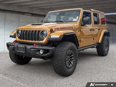 This Jeep Wrangler boasts a Regular Unleaded V-6 3.6 L/220 engine powering this Automatic transmissi...