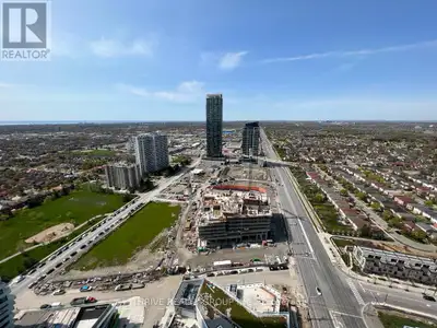 Welcome To M City Condos In The Heart Of Mississauga! Live In This Beautiful Master Planned Condo. S...