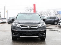 APPLE CAR PLAY, ANDROID AUTO, **MARKET VALUE PRICING**, CLEAN CARFAX, NAVIGATION, AWD. Recent Arriva... (image 4)