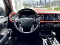 Power Steering,Heated Mirrors,Integrated Turn Signal Mirrors,Auxiliary Audio Input,Fog Lamps,MP3 Cap... (image 9)