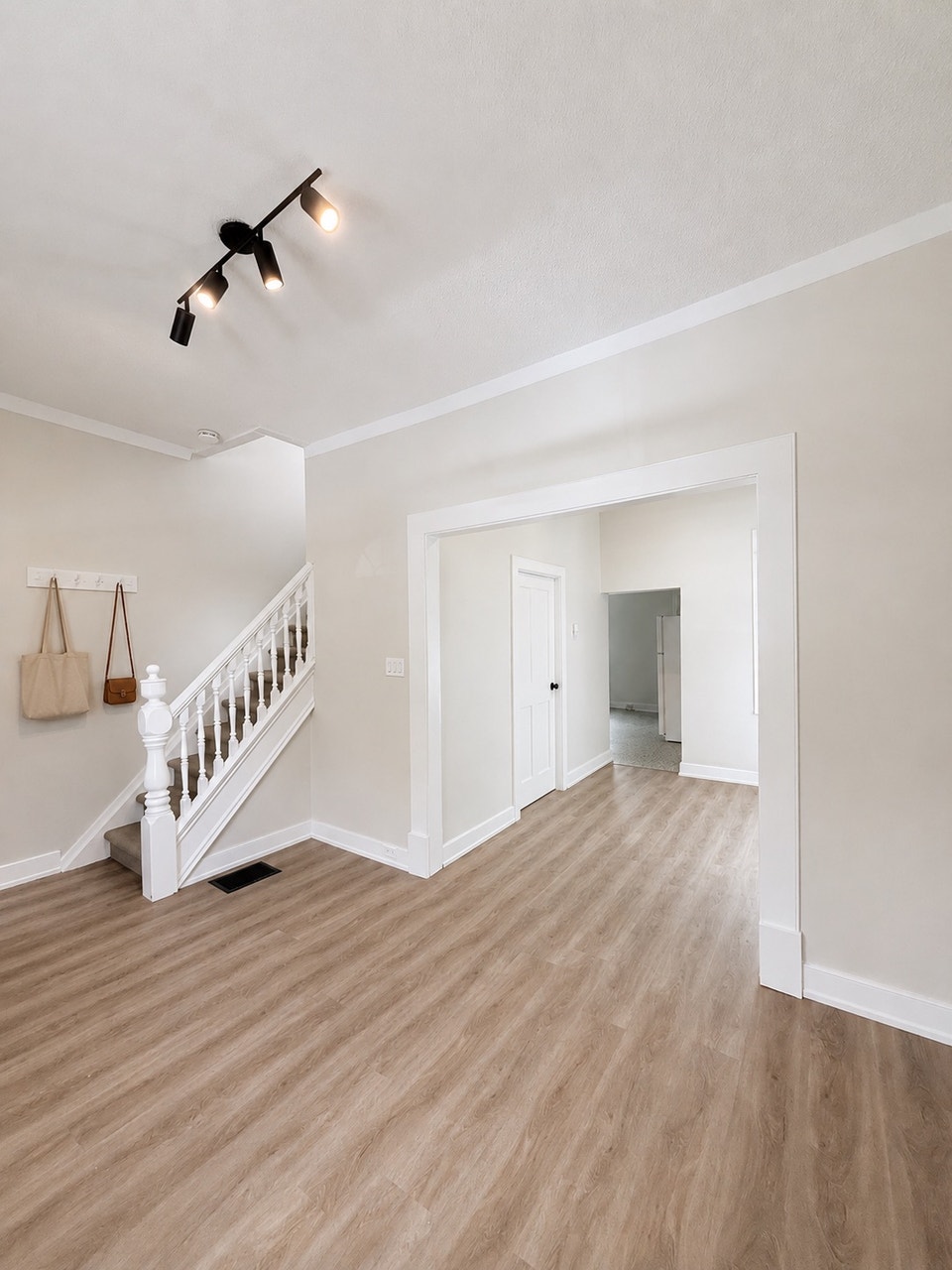 Updated 2-Bed Townhouse 3
