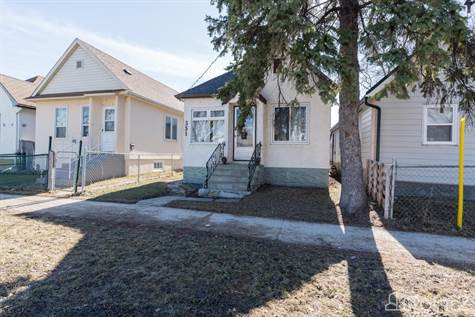 Homes for Sale in North End, Winnipeg, Manitoba $159,900 in Houses for Sale in Winnipeg - Image 3
