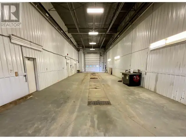 9604 73 AVENUE Fort St. John, British Columbia in Commercial & Office Space for Rent in Fort St. John - Image 9